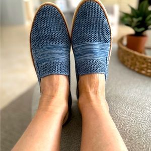 Comfy Ugg Alameda Sammy Slip on Sneakers